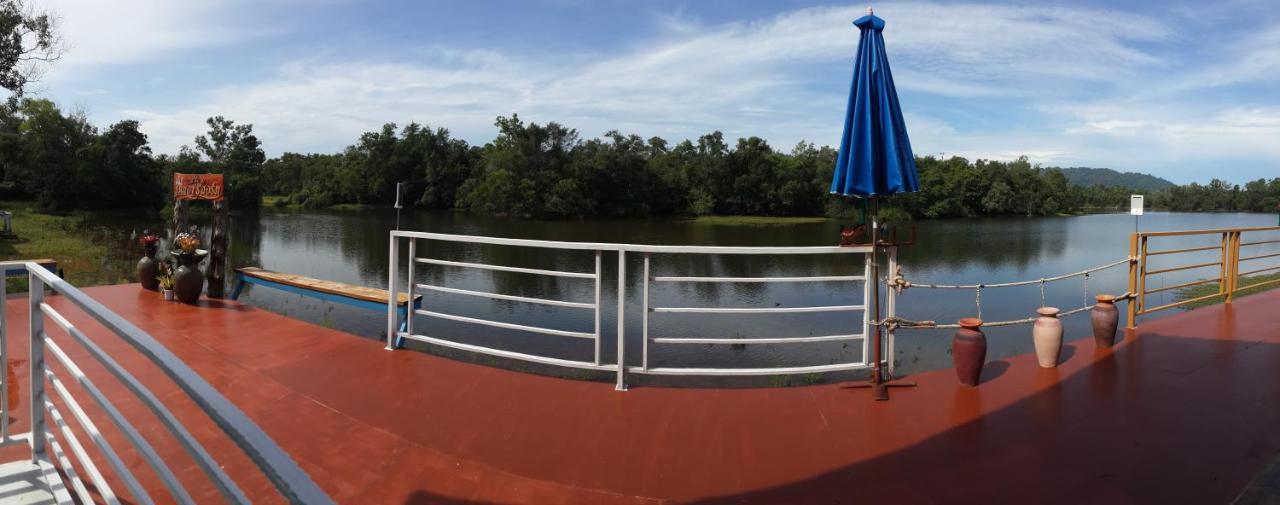 Khum Thong Resort Takuapa Екстер'єр фото